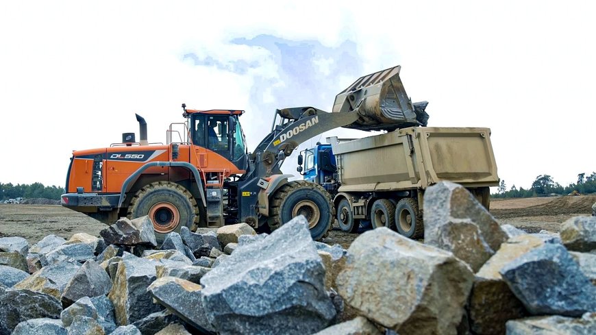 GRANITA Lomy Assembles a Fleet of 11 Doosan Machines